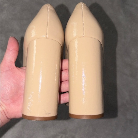 Jessica Simpson Pumps - Picture 3 of 3